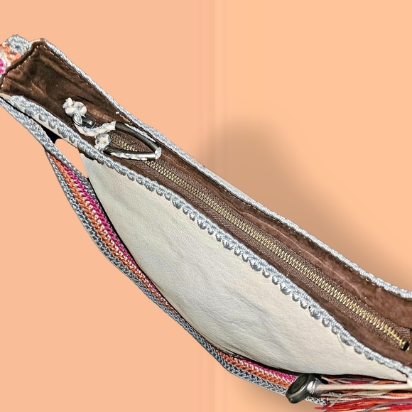 THE SAK HOBO - Picture 10 of 11